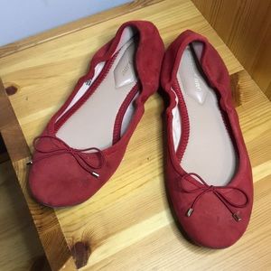 Red ballet flats